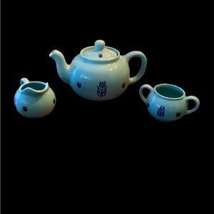 Vintage, blue tulip Cronin Pottery Teapot with sugar and creamer